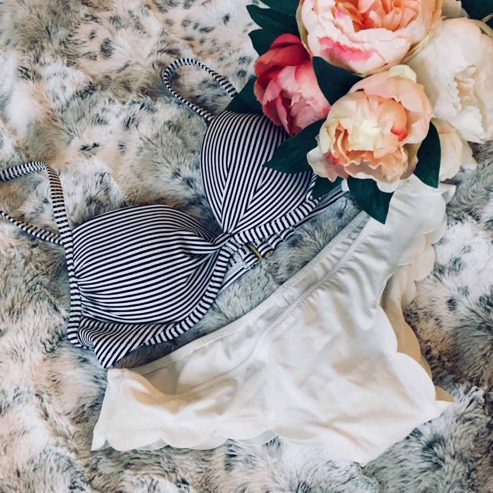 [SOLD] Nautical Striped Top + Scalloped Bottoms